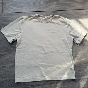 Kotn Heavyweight Crewneck T-Shirt in Tan Unisex Sz. Small